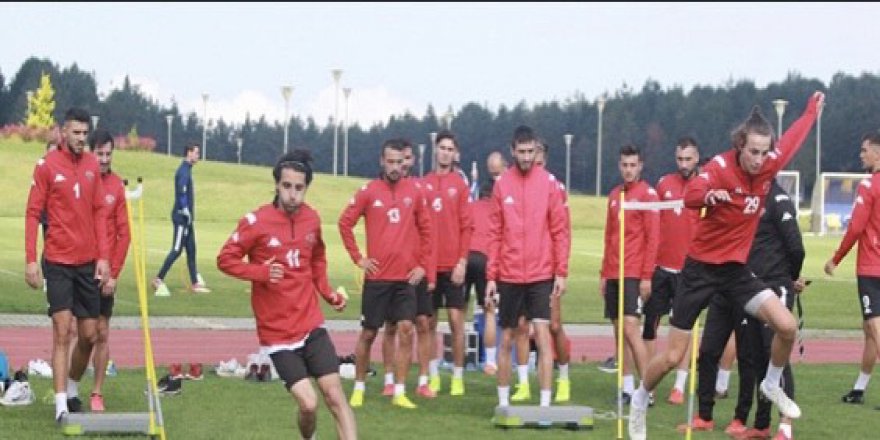 Komşuda keyifler yerinde 