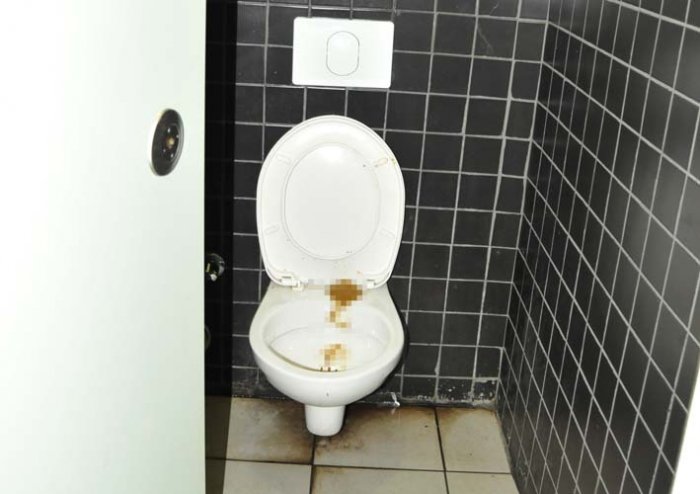 Tuvaletler pislik içeresinde