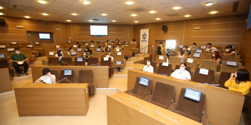 230 stajyer iş başı yaptı