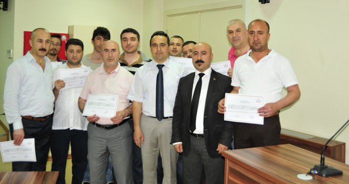 280 berber ve kuaför sertifika aldı