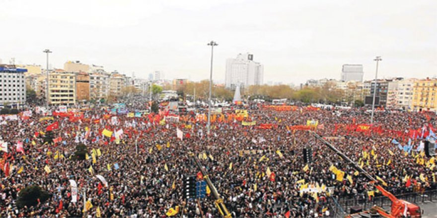 Polis koruması işin şanına yakışmadı