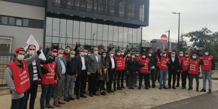 CHP’den direnen işçilere destek