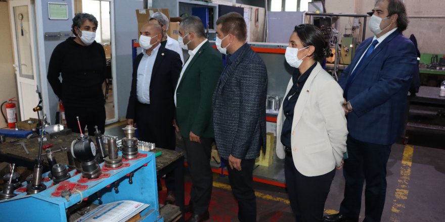 CHP Gebze ve Darıca’da KOBİ ve esnafları dinledi