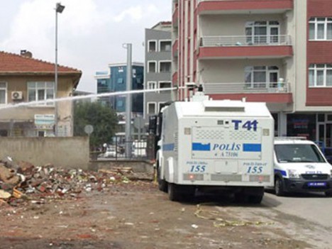 TOMA yine suyla müdahale etti