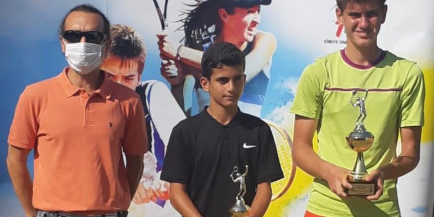 Emirhan'dan uluslararası başarı