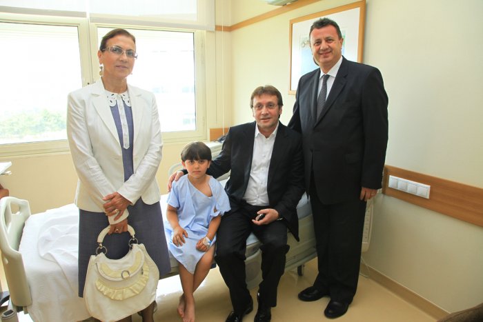 Demirci’den sünnet olan çocuklara ziyaret