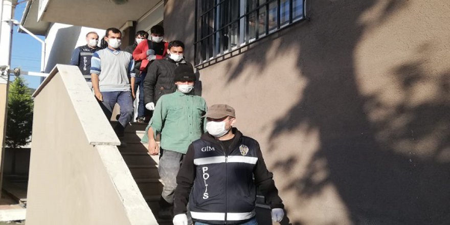 Yabancı uyruklu 5 kişi yakalandı