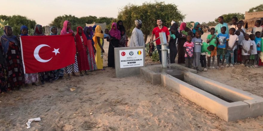 Kocaeli'ndeki itfaiyeciler  Afrika'da su kuyusu açtı