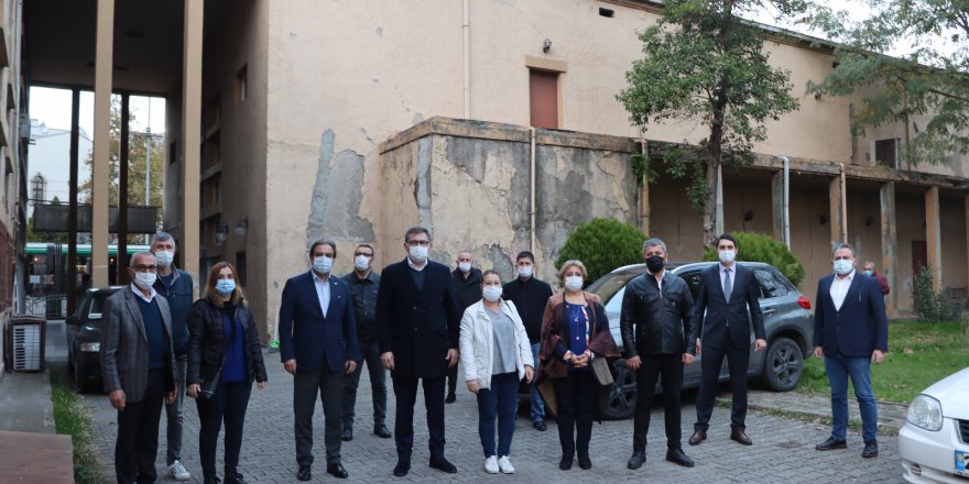 CHP’den siyah kurdeleli eylem