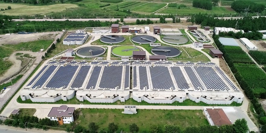 Güneş enerjisi santrali  havadan görüntülendi