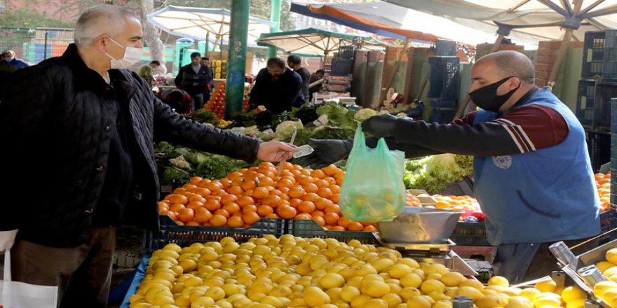 Açlık sınırı 3 bin 100 lirayı geçti