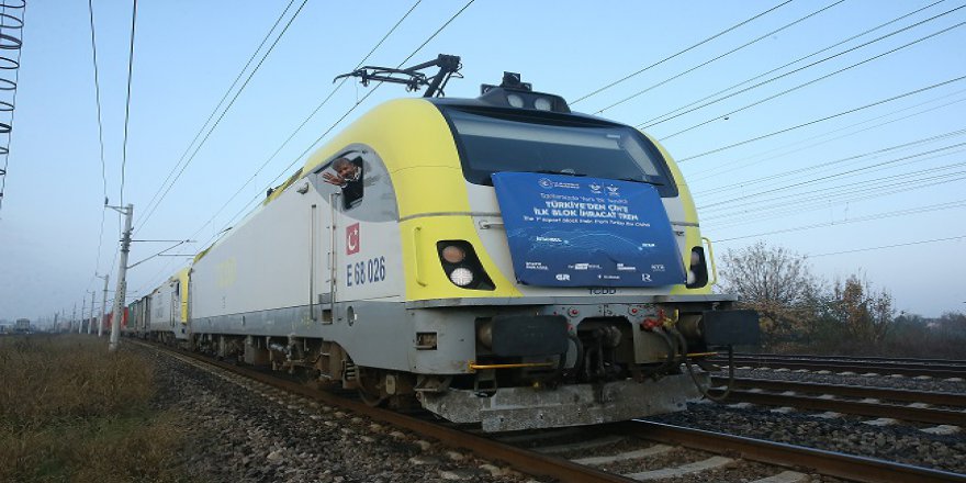 Çin'e ihracat yükü taşıyan tren, Kocaeli'ye geldi
