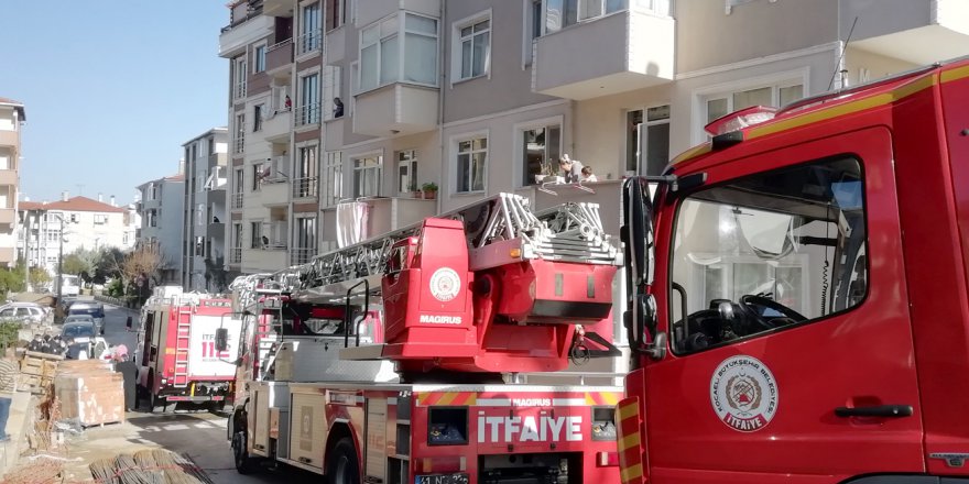 Apartmanda yangın çıktı
