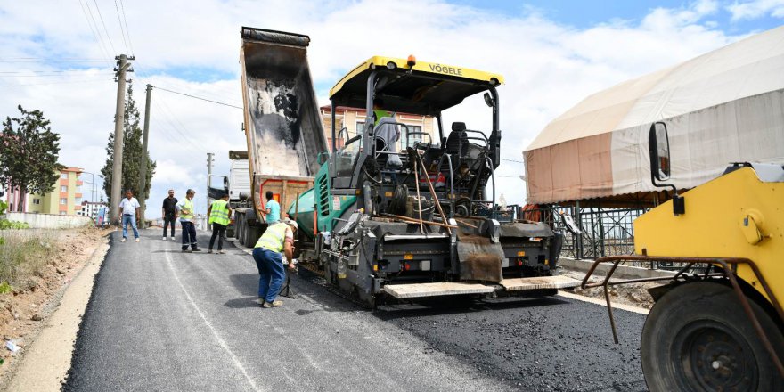 Çayırova’da 15 bin 370 ton asfalt serildi