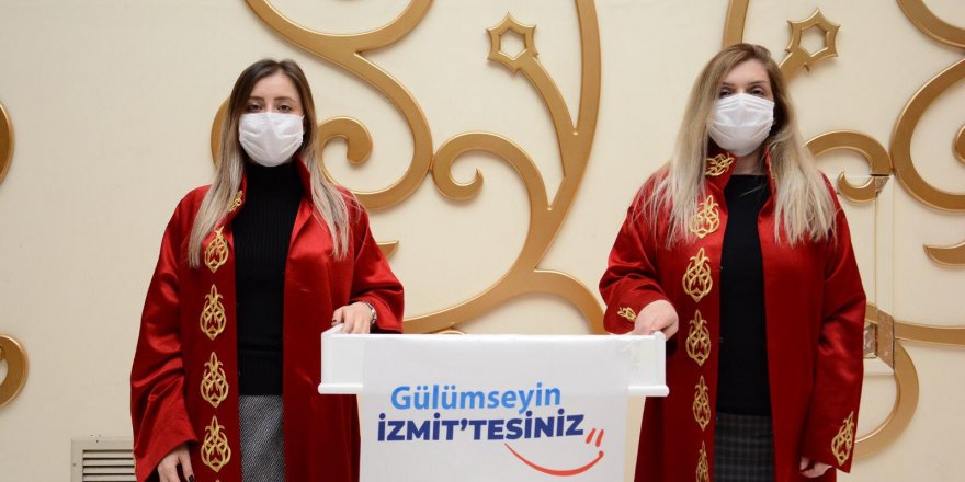 2 kadın nikâh memuru göreve başladı