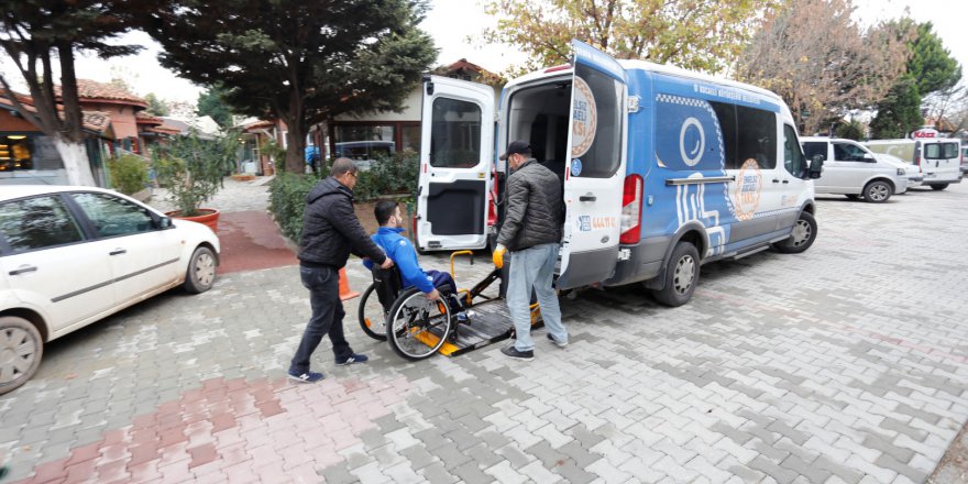 Engelli vatandaşların  ulaşım aracı oldu