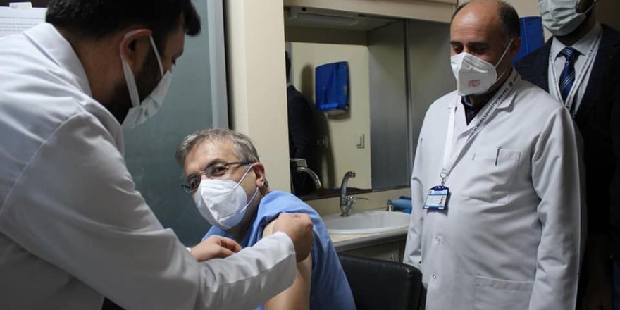 10 binin üzerinde  sağlık çalışanı aşılandı