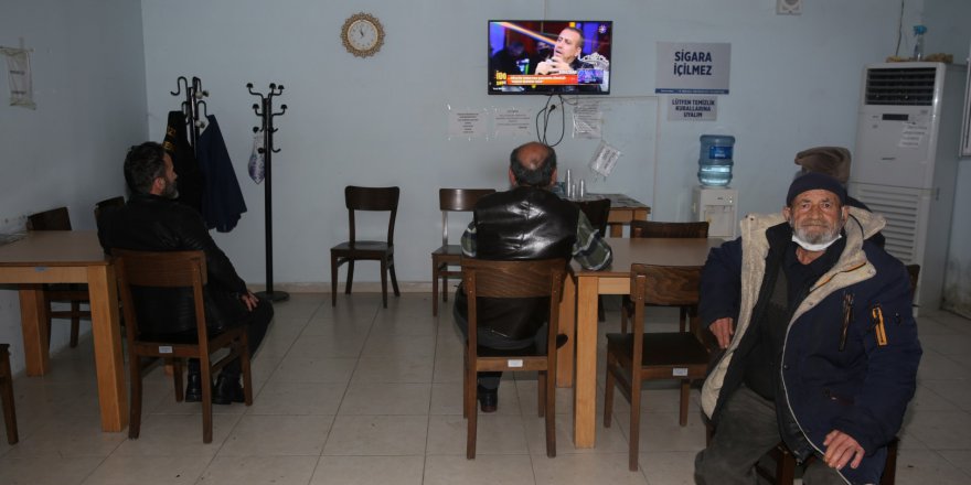 Sokakta kimse kalmasın