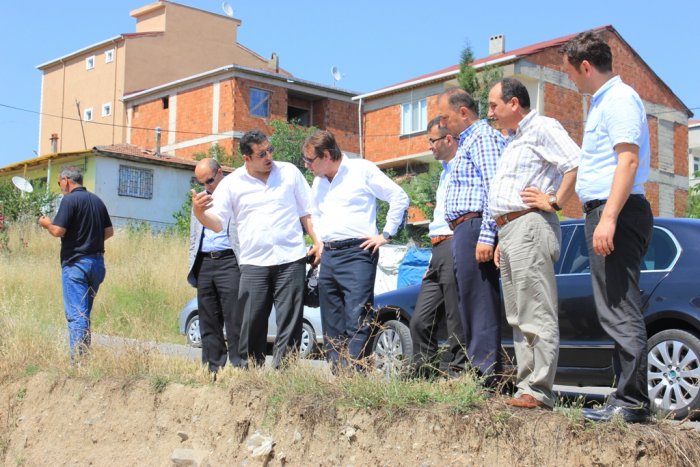 “Belediye hizmet etmiyor”