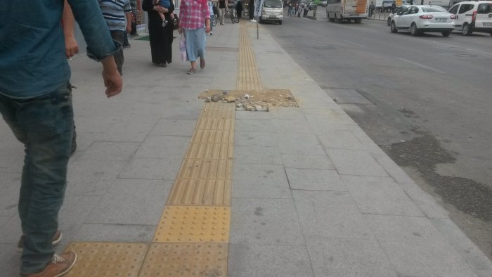 “Engelliye engel oluyorlar”