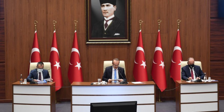 VALİ YAVUZ AÇIKLADI: İş arayanlarda azalma var!