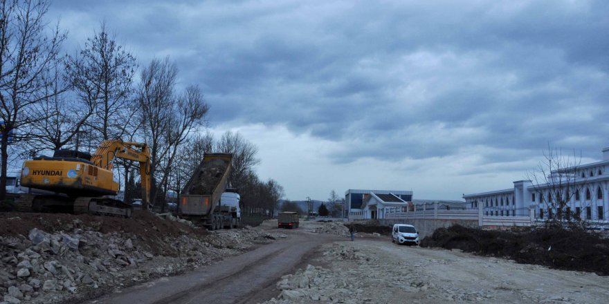 Yeni emniyet binasına  otopark ve çevre yolu