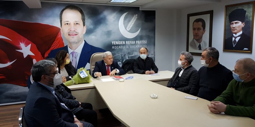 EYT’lilerden Yeniden Refah ziyareti