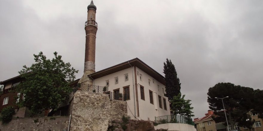 Tarihi camiye portatif çadır