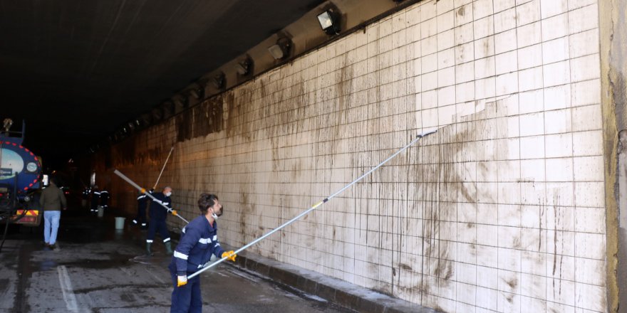 Tünelde temizlik yapıldı