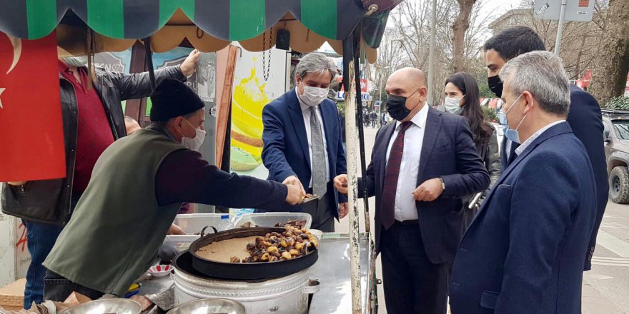 CHP'Lİ TARHAN ESNAFIN DERDİNİ DİNLEDİ: 'Tenceremiz kaynamıyor'