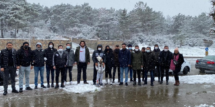 DEVA PARTİSİ GEBZE: Sokak hayvanlarını unutmadılar