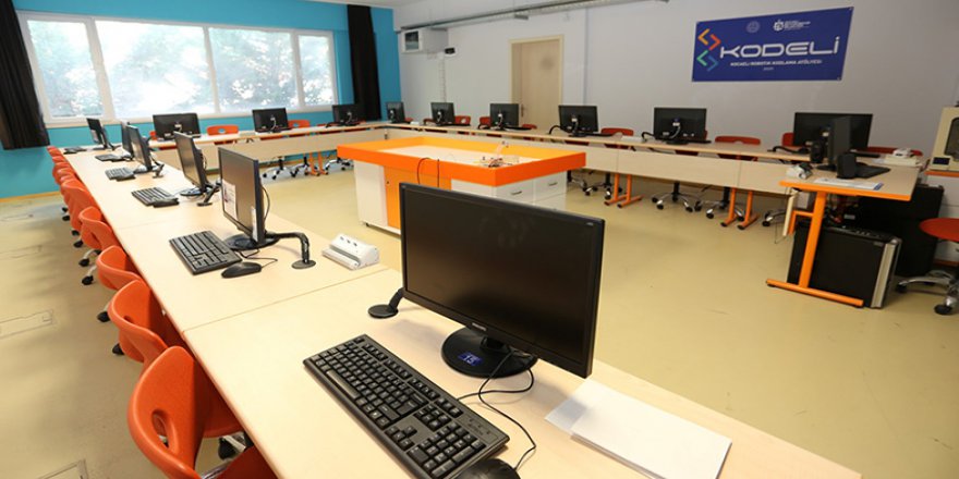 Kocaeli'de 98 okula  98 kodlama sınıfı