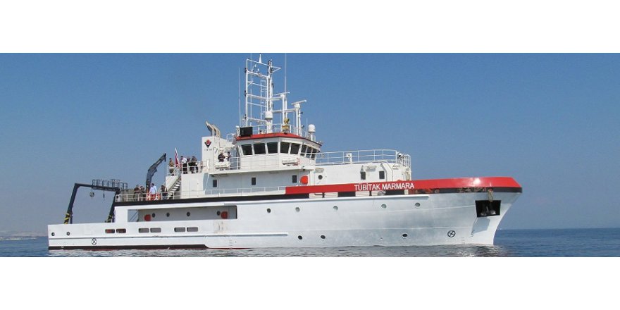 TÜBİTAK-MAM gemisi denizleri arşınlıyor