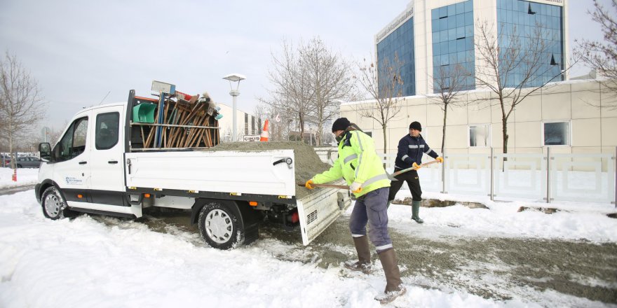 Buzlanmaya karşı sabah temizliği