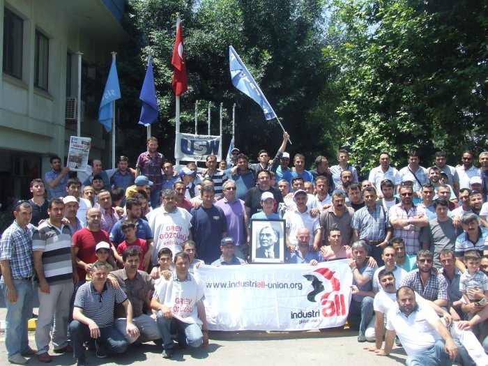 Şişecam’da grev devam ediyor