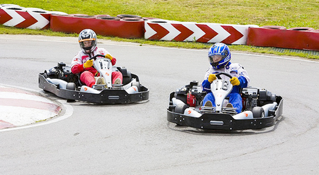 Havaalanı Go Kart alanı olsun!