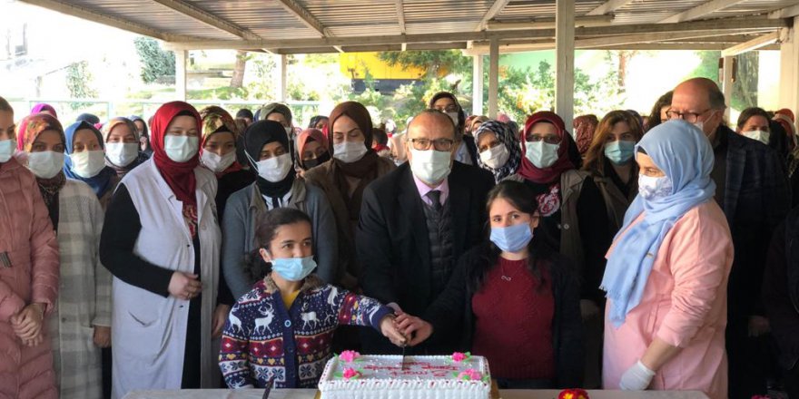 BİZİMKÖY ENGELLİLER ÜRETİM MERKEZİ’NDE   “8 Mart Dünya Kadınlar Günü” Kutlandı