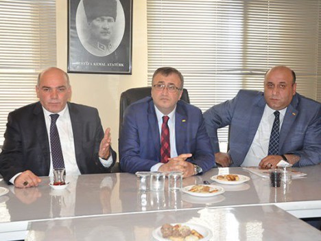 Fırıncılar yine pide zammını savundu