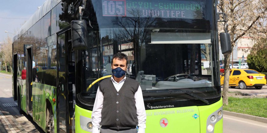 Belediye otobüs şoförü fenalaşan  kadın yolcuyu hastaneye yetiştirdi