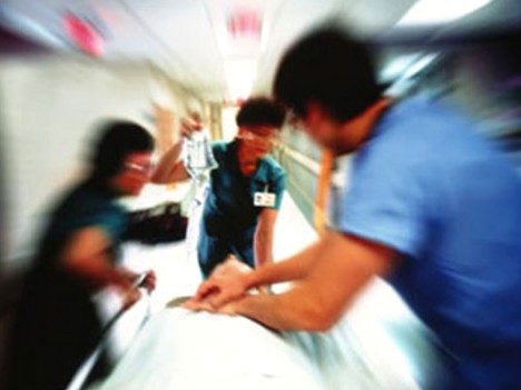 Elektrik akımına kapıldı kalbi durdu