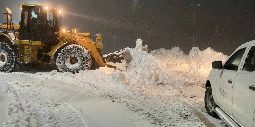 Karla Mücadele ekipleri görevde