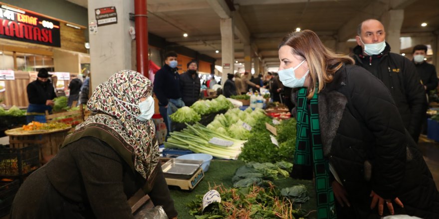 Hürriyet güne pazarcı  esnafı ziyaretiyle başladı