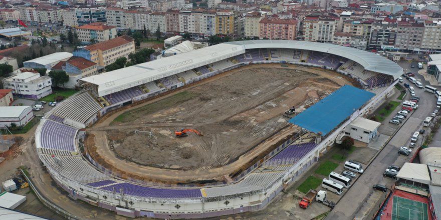 Gebze Stadı’nda zemin  hafriyatı kaldırılıyor