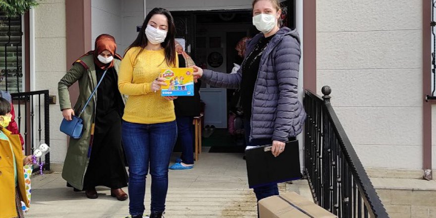 Hem oynuyorlar  hem öğreniyorlar