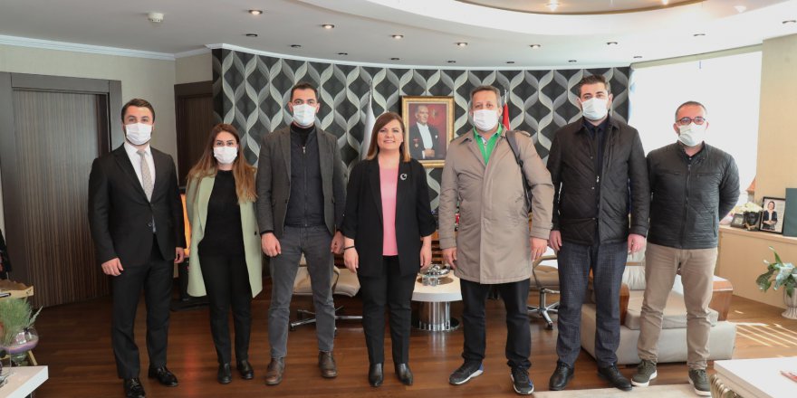 İzmit Belediyesi ve İSPARK  otopark sorununu görüştü