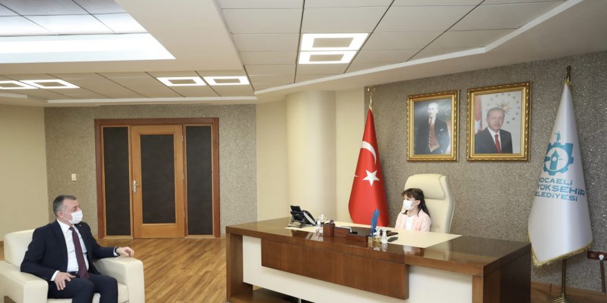 Büyükakın, makamını 2. Sınıf  öğrencisi Atalay’a bıraktı