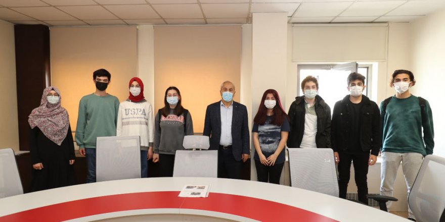 Genç mucitler Büyükgöz’e konuk oldu