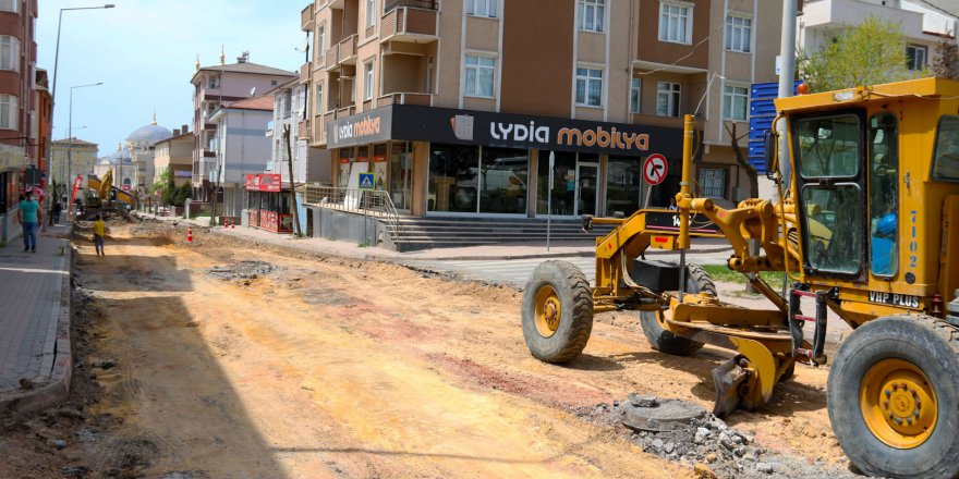 Darıca Battalgazi Caddesi'nde üstyapı çalışması