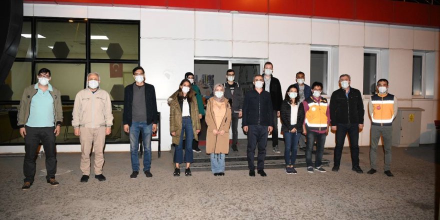 Çiftçi, sağlıkçılarla iftar yaptı