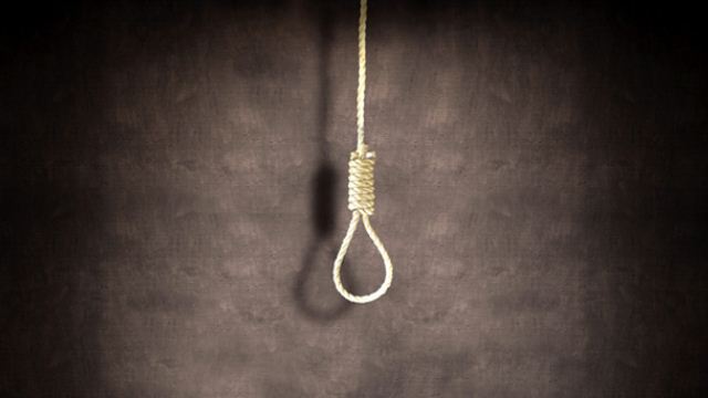 Ağaca asılı olarak ölü bulundu